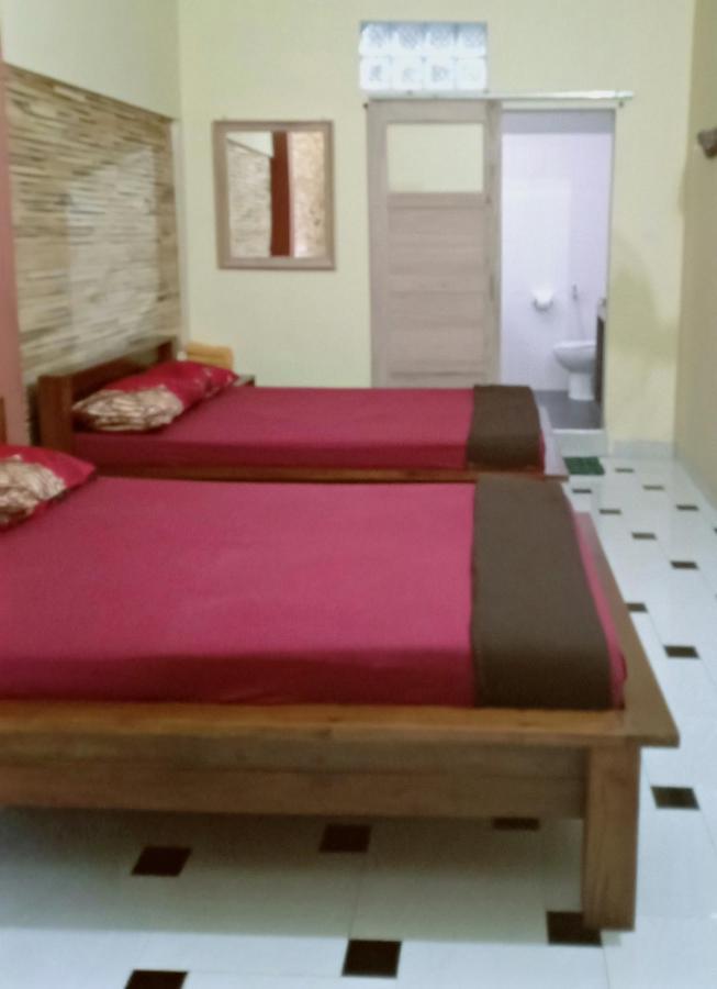 Ada Homestay Magelang Buitenkant foto