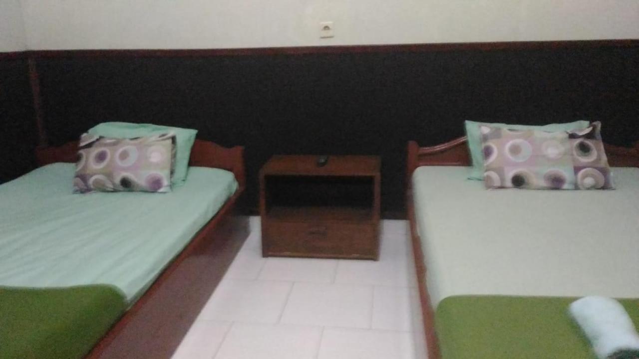 Ada Homestay Magelang Buitenkant foto